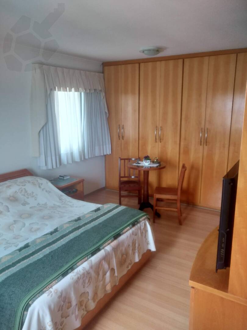 Apartamento à venda com 4 quartos, 150m² - Foto 11