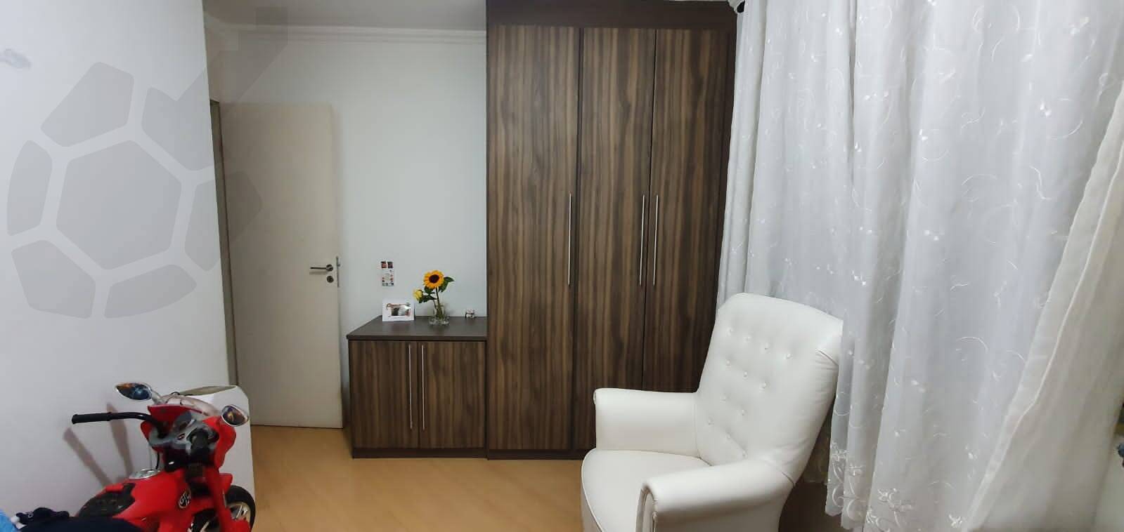 Apartamento à venda com 3 quartos, 75m² - Foto 15