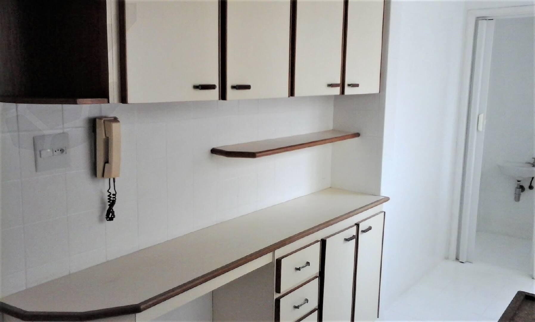 Apartamento à venda com 2 quartos, 65m² - Foto 1