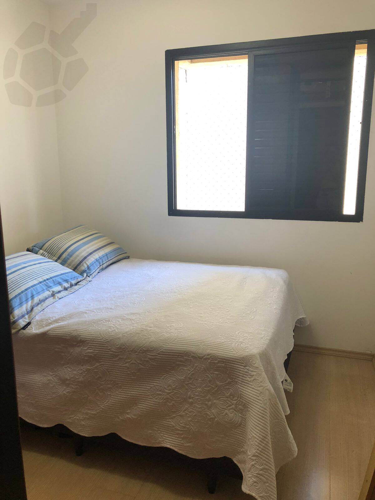 Apartamento à venda com 1 quarto, 40m² - Foto 7