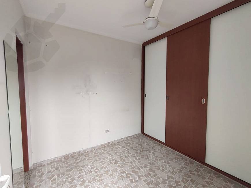 Casa à venda com 4 quartos, 180m² - Foto 17