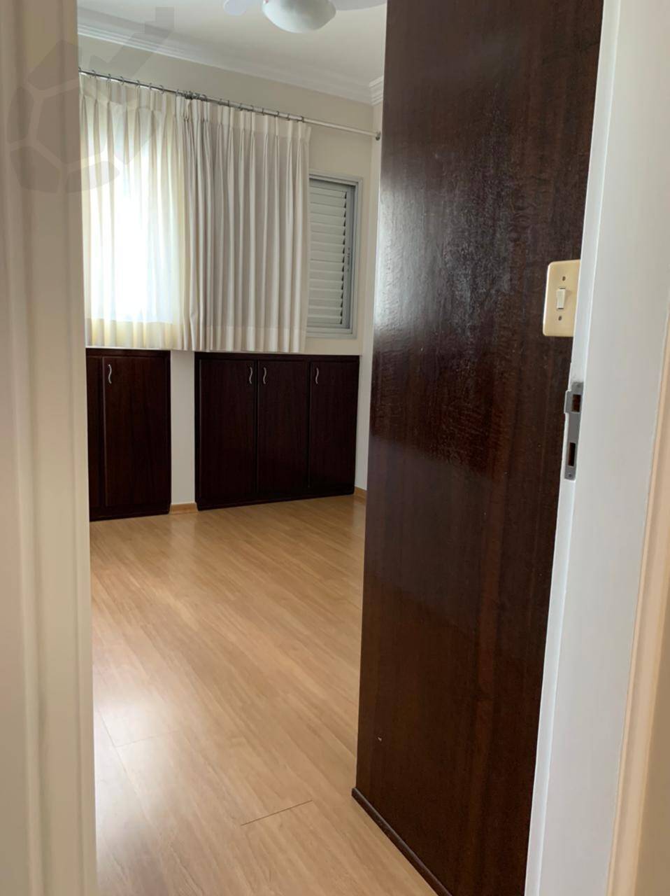 Apartamento para alugar com 2 quartos, 60m² - Foto 11