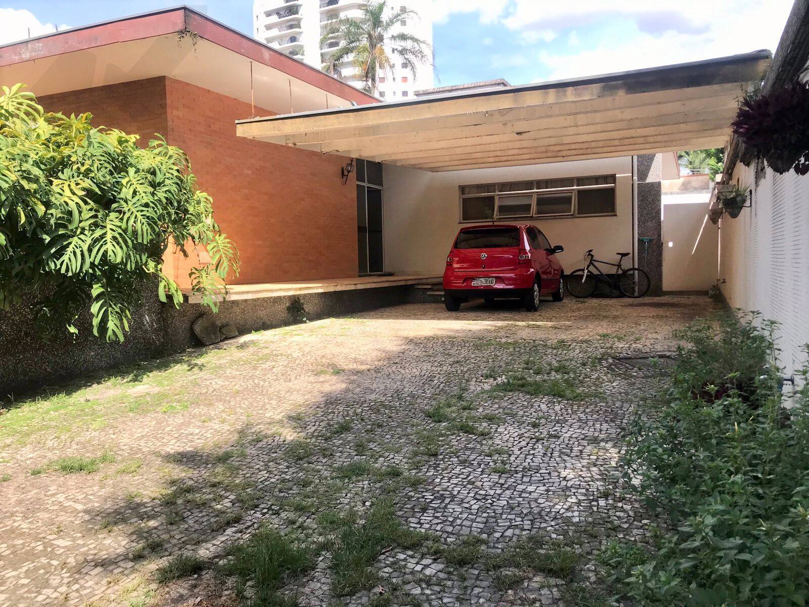 Casa à venda com 4 quartos, 300m² - Foto 7