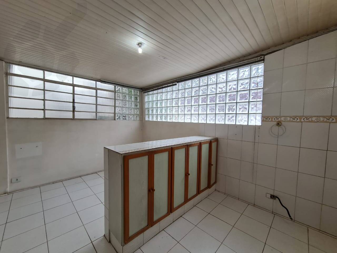 Casa à venda com 4 quartos, 162m² - Foto 11