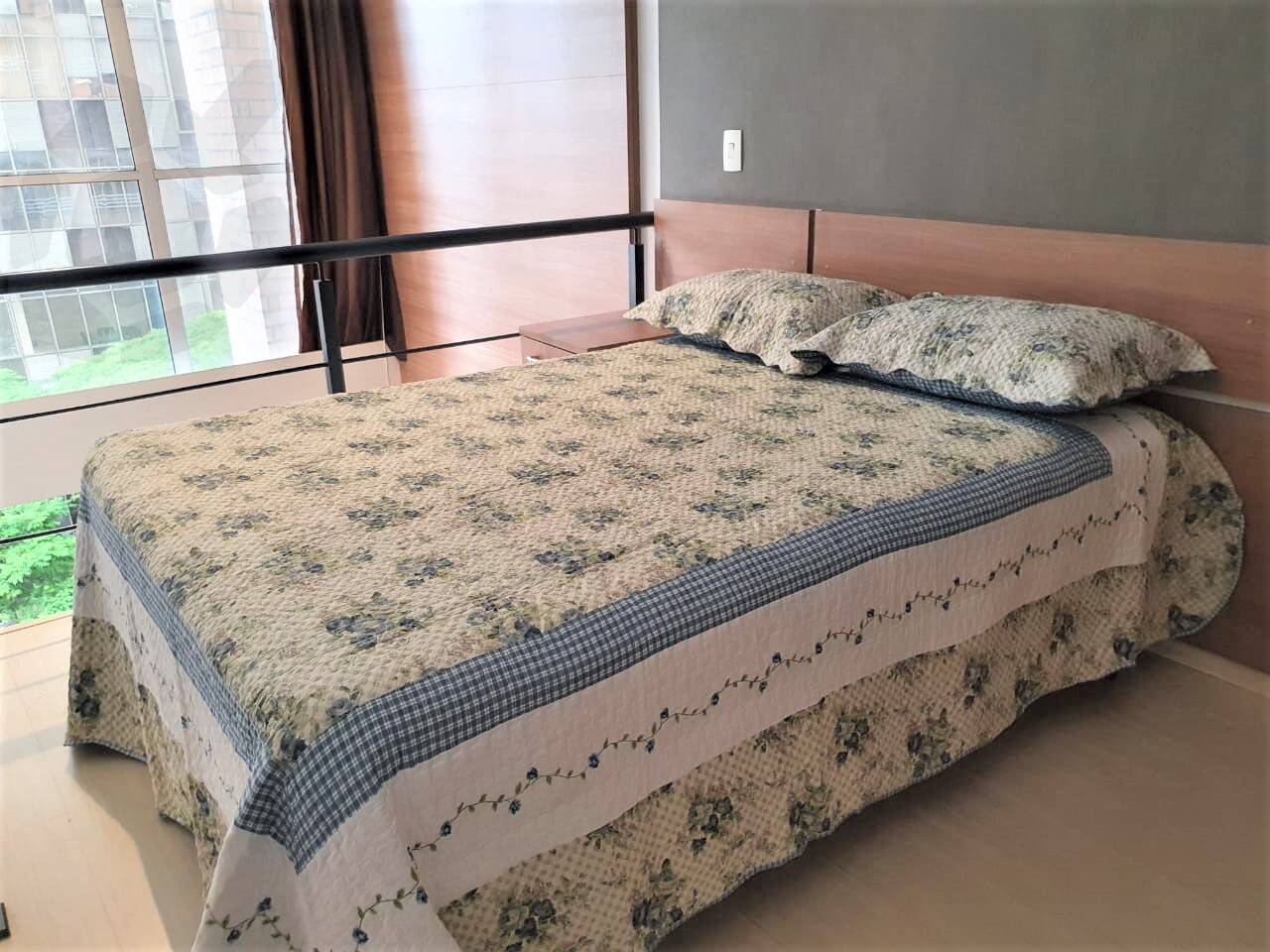 Apartamento à venda com 1 quarto, 40m² - Foto 1