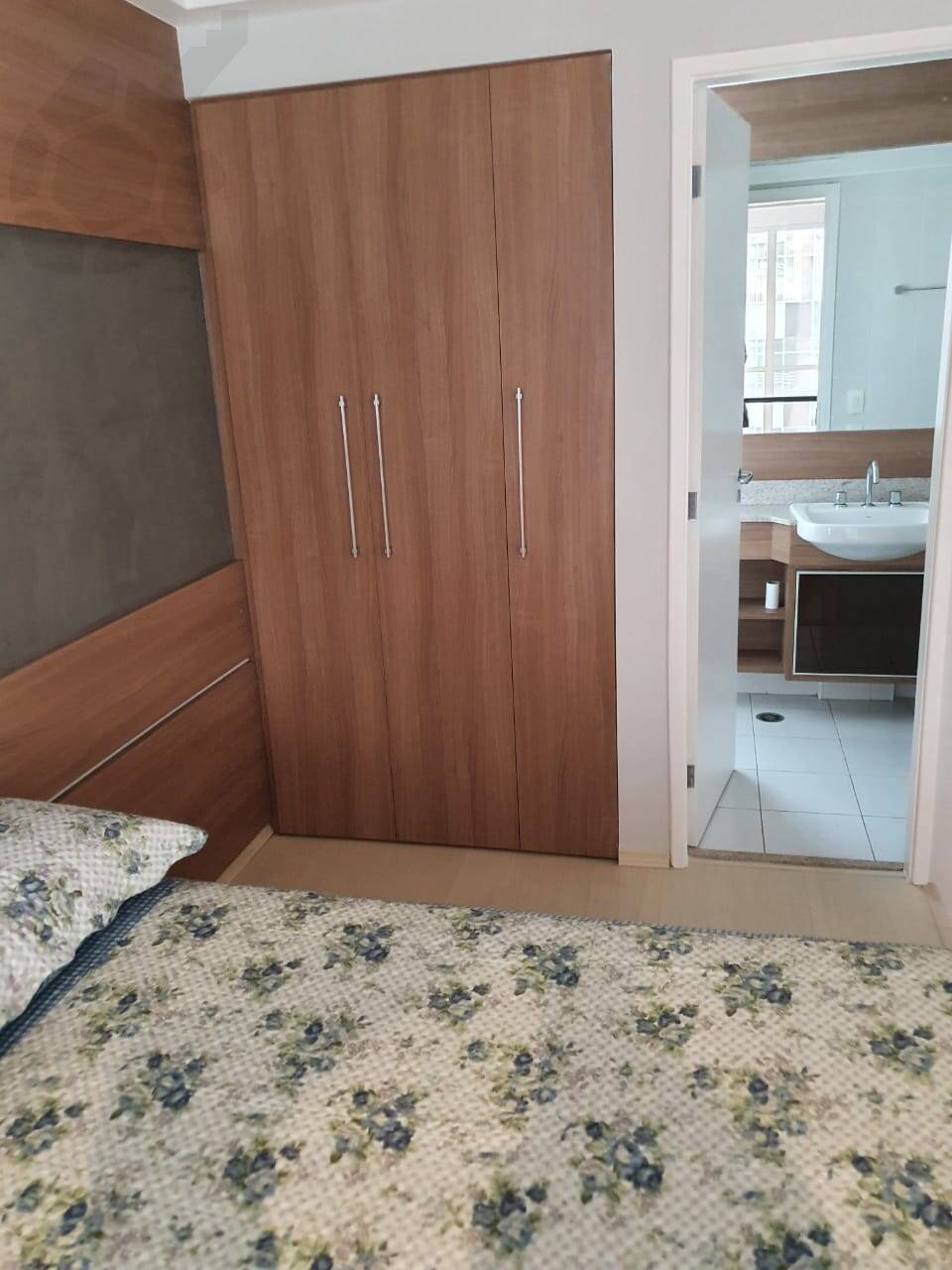 Apartamento à venda com 1 quarto, 40m² - Foto 8