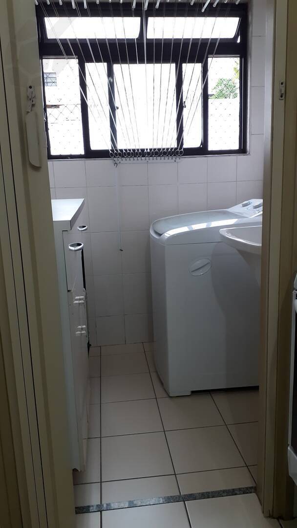 Apartamento à venda com 2 quartos, 64m² - Foto 10