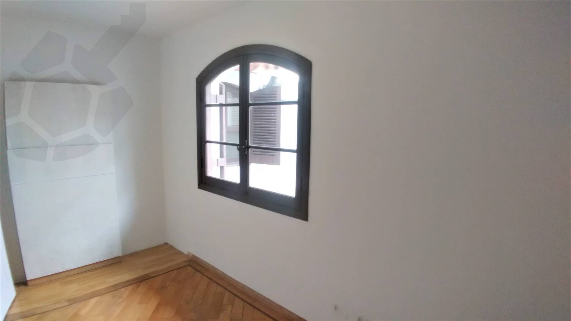 Casa à venda com 4 quartos, 220m² - Foto 13