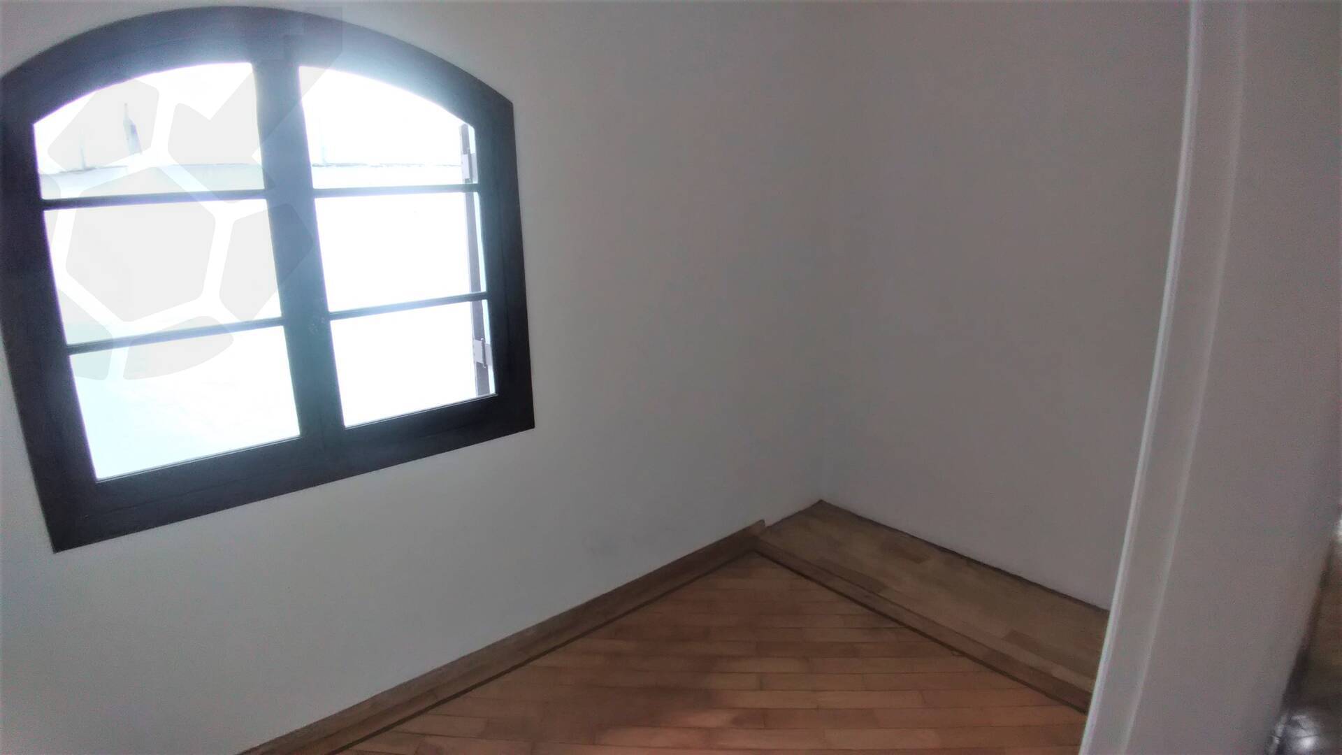 Casa à venda com 4 quartos, 220m² - Foto 14