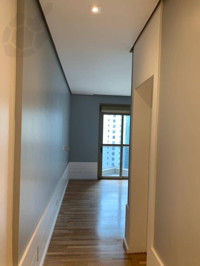 Apartamento para alugar com 4 quartos, 412m² - Foto 29