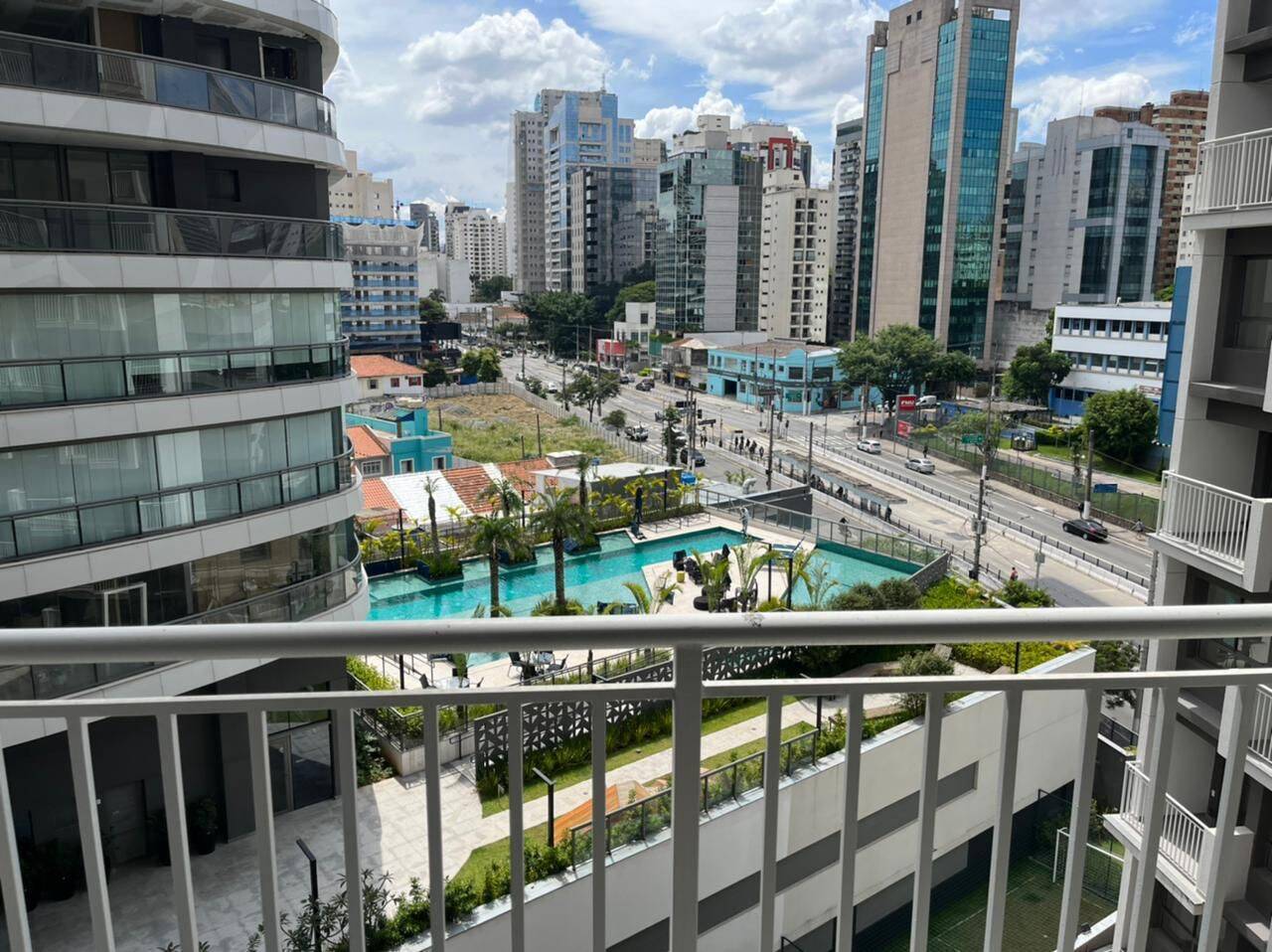 Apartamento para alugar com 1 quarto, 27m² - Foto 1