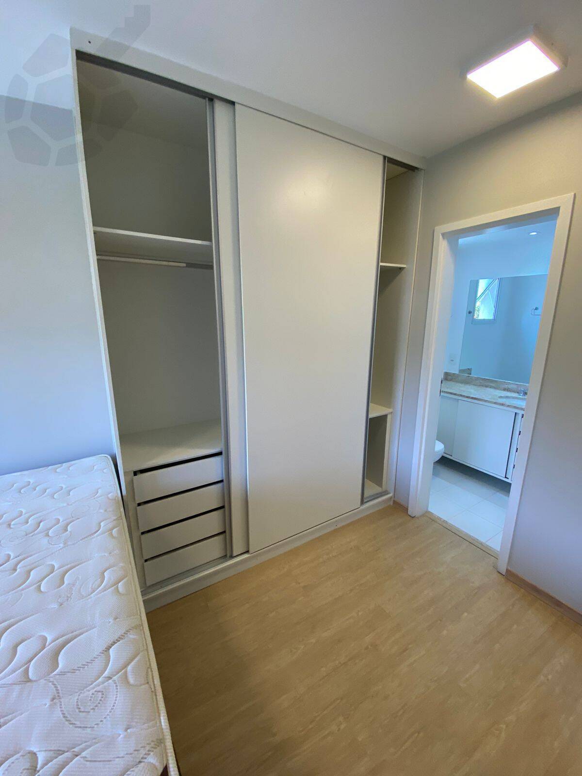 Apartamento à venda com 2 quartos, 133m² - Foto 18