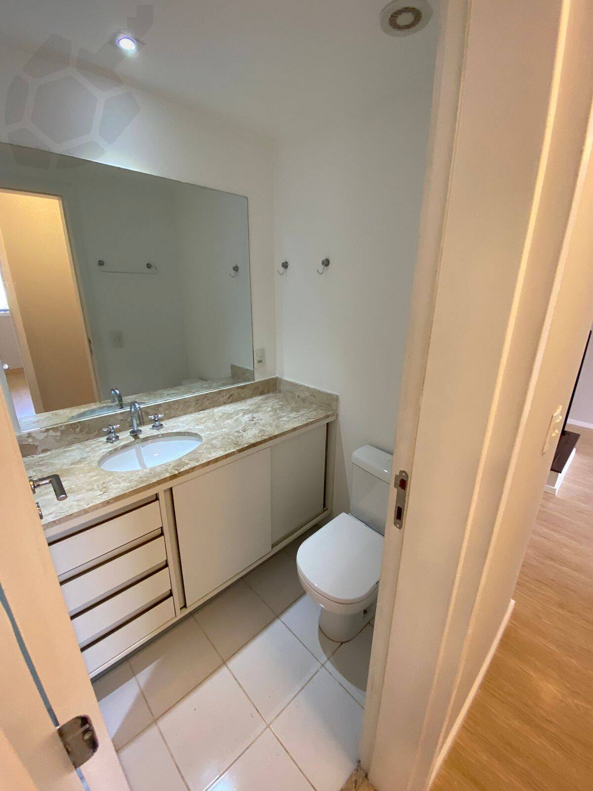 Apartamento à venda com 2 quartos, 133m² - Foto 11