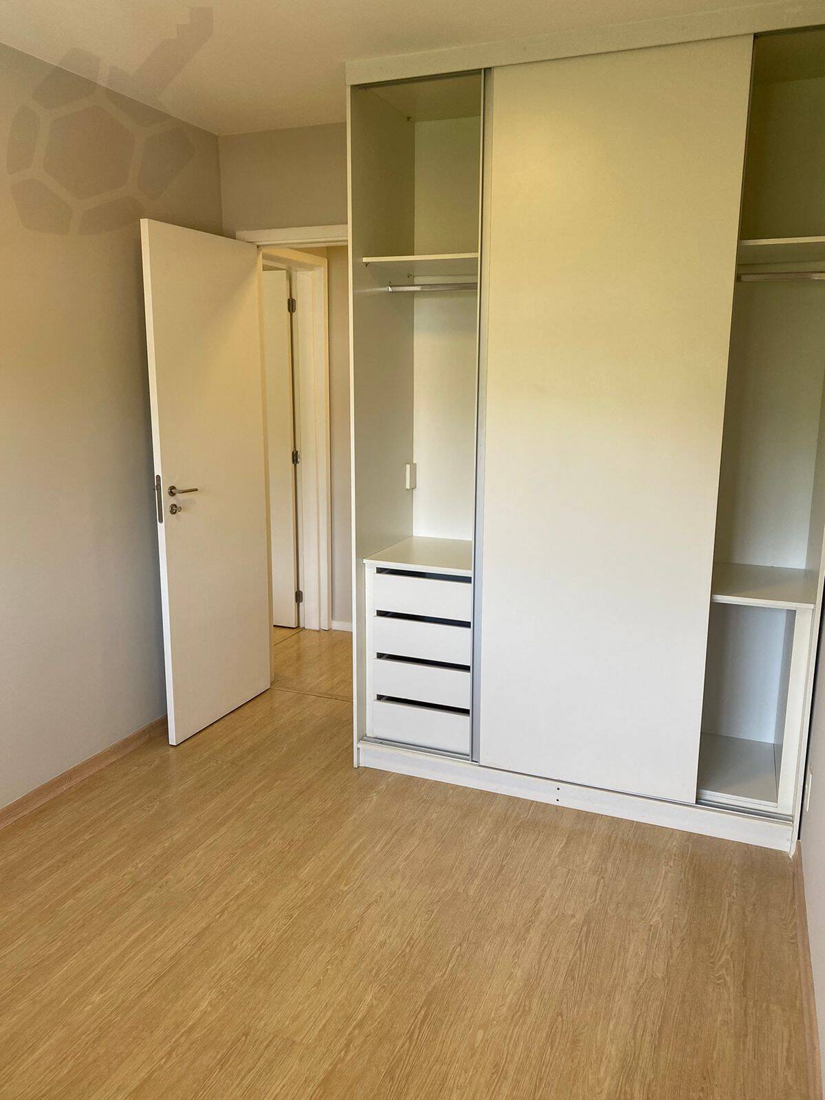 Apartamento à venda com 2 quartos, 133m² - Foto 8