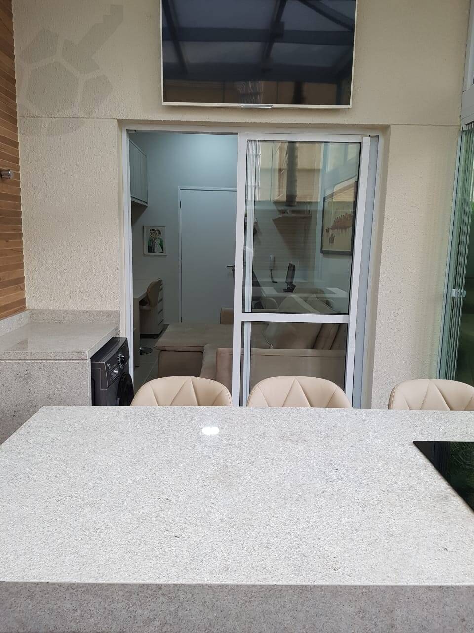 Apartamento à venda com 1 quarto, 60m² - Foto 8