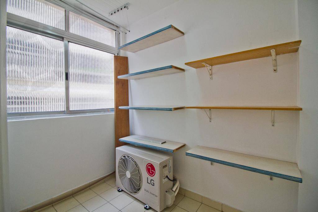 Apartamento à venda com 2 quartos, 80m² - Foto 2