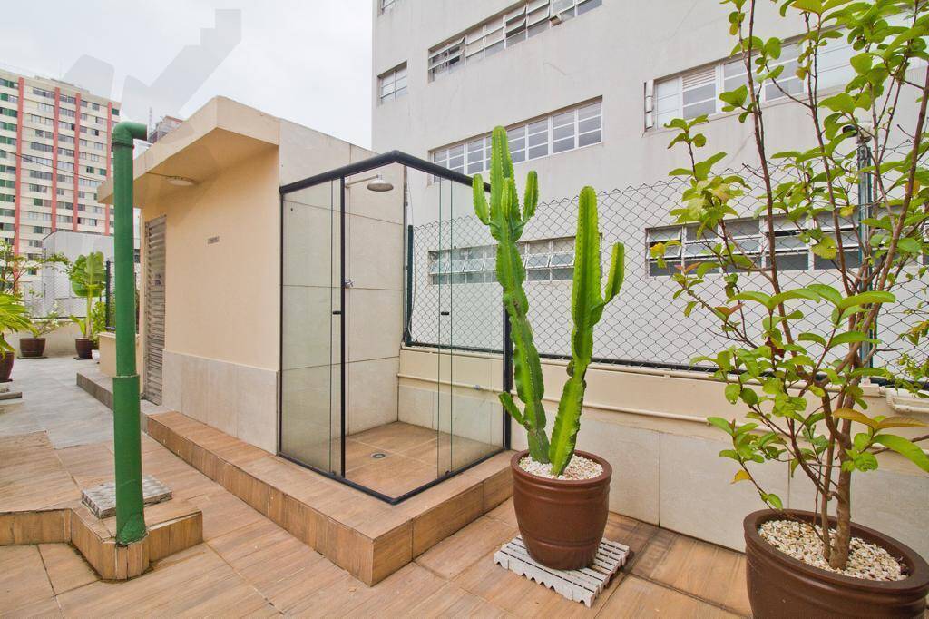 Apartamento à venda com 2 quartos, 80m² - Foto 22