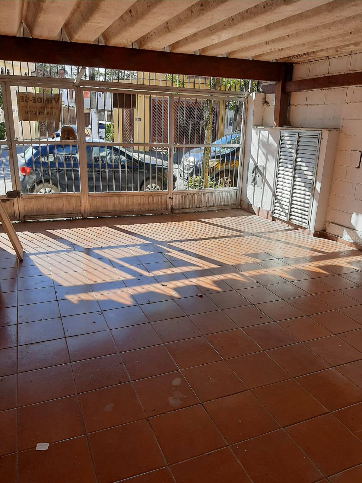 Sobrado à venda com 3 quartos, 150m² - Foto 1