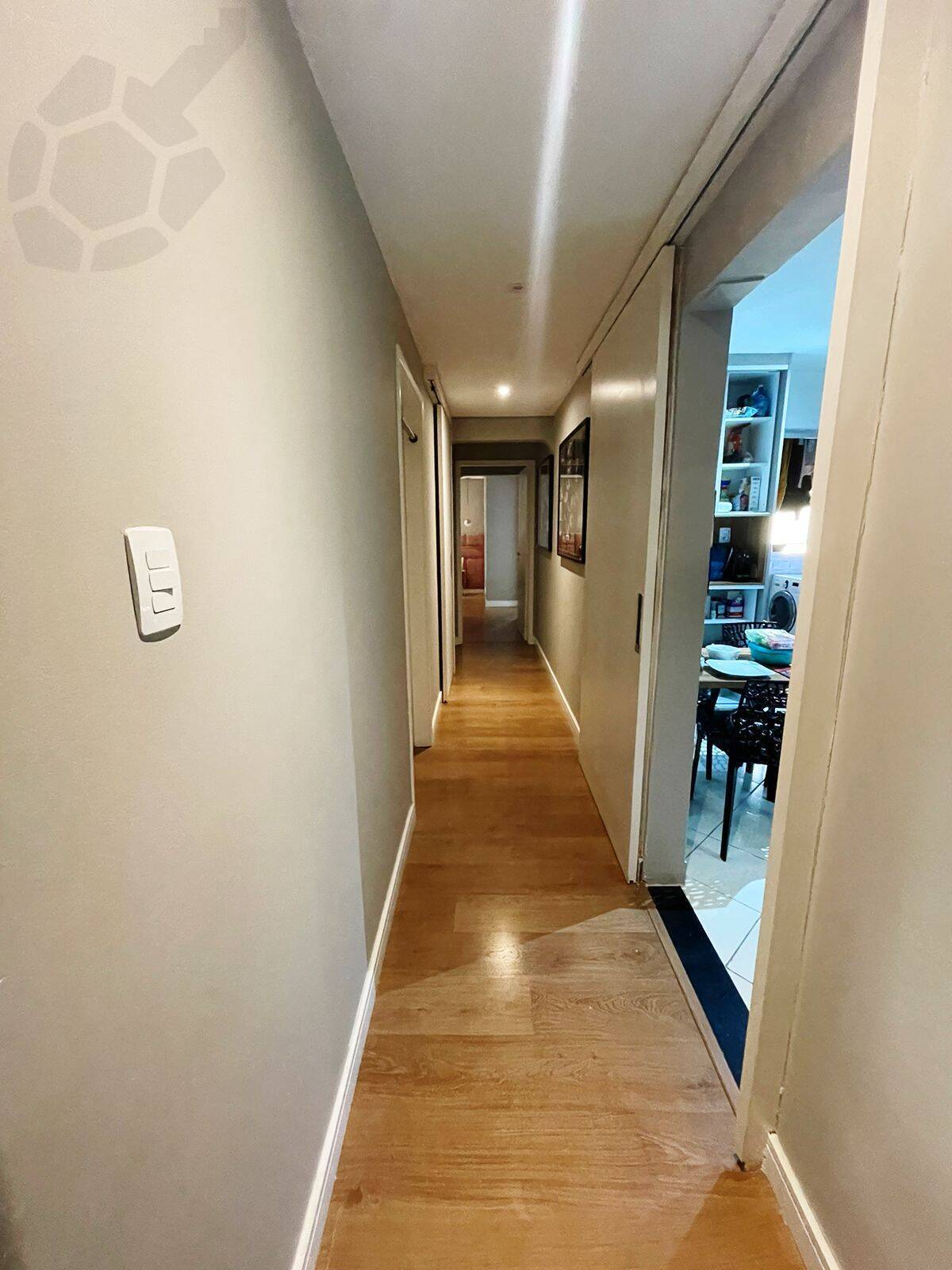 Apartamento à venda com 3 quartos, 110m² - Foto 17