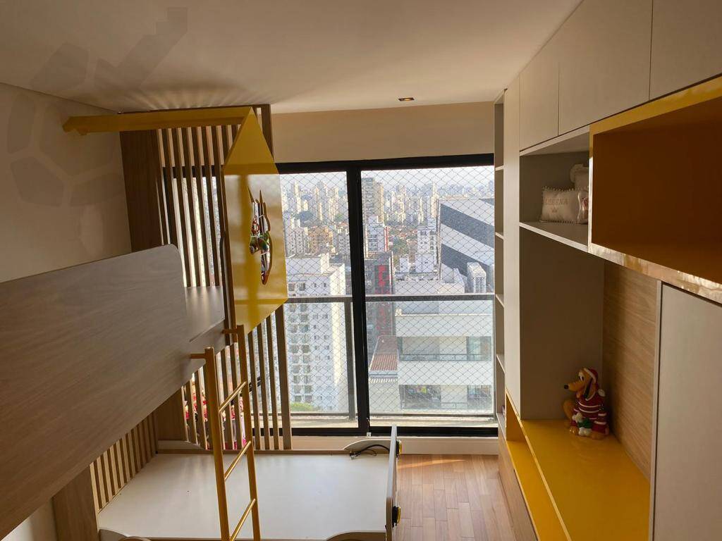 Apartamento para alugar com 3 quartos, 215m² - Foto 9