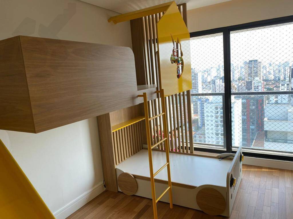 Apartamento para alugar com 3 quartos, 215m² - Foto 17