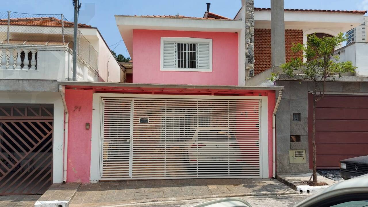 Casa à venda com 4 quartos, 120m² - Foto 1