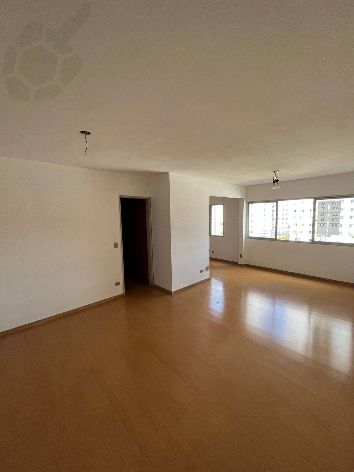 Apartamento à venda com 3 quartos, 86m² - Foto 4