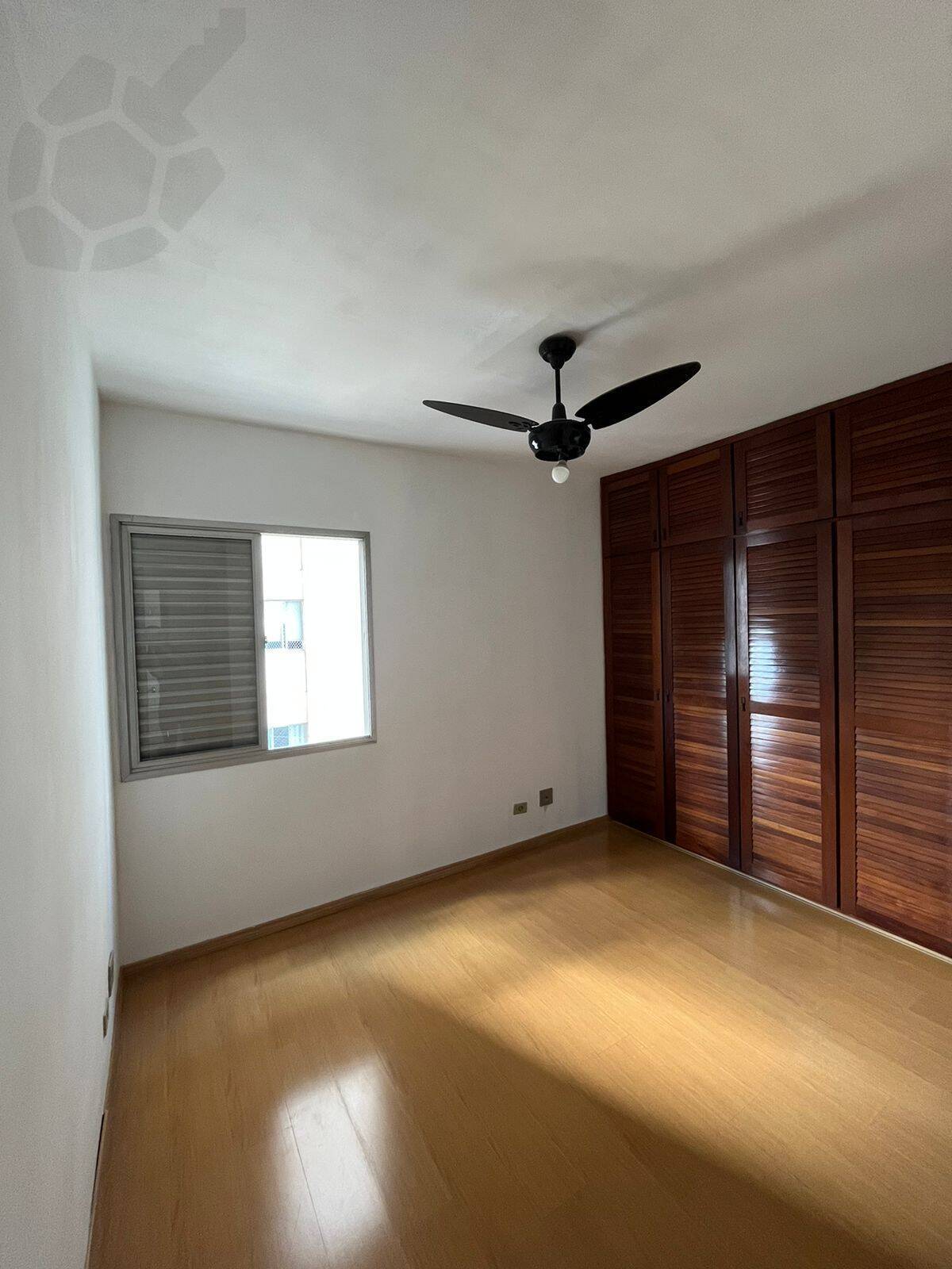 Apartamento à venda com 3 quartos, 86m² - Foto 10