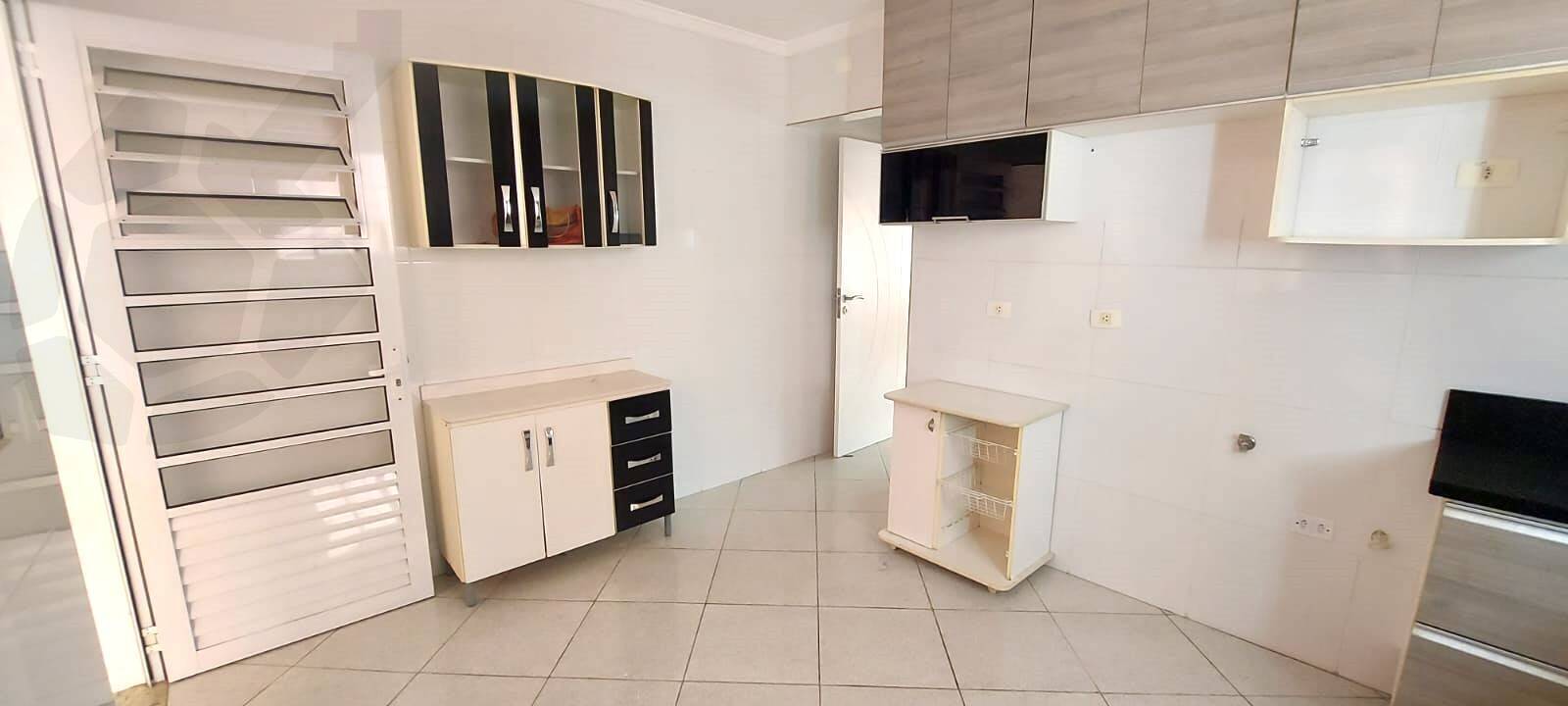 Casa à venda com 4 quartos, 120m² - Foto 7