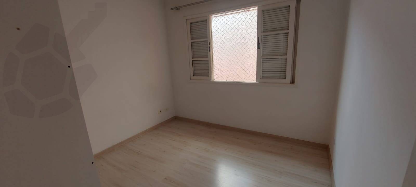 Casa à venda com 4 quartos, 120m² - Foto 18