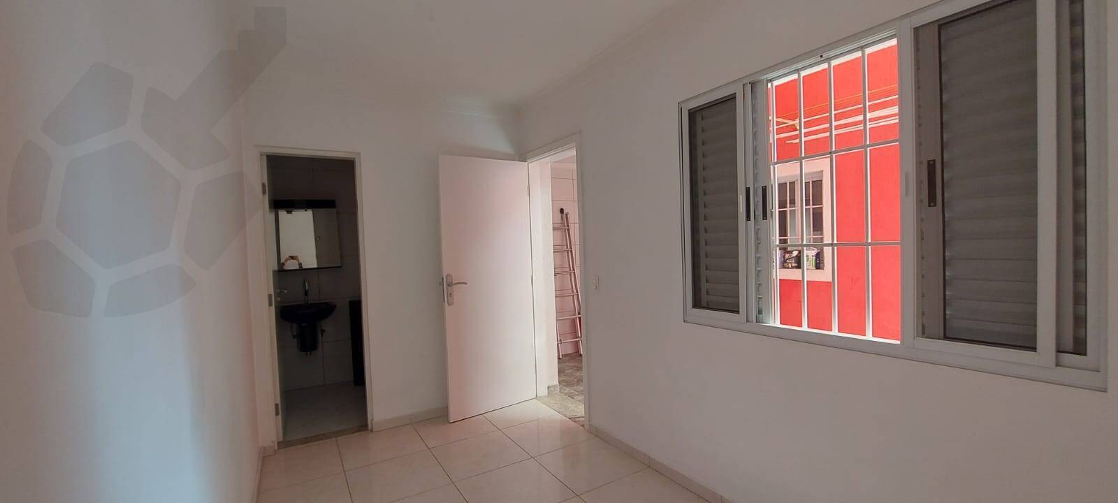 Casa à venda com 4 quartos, 120m² - Foto 14