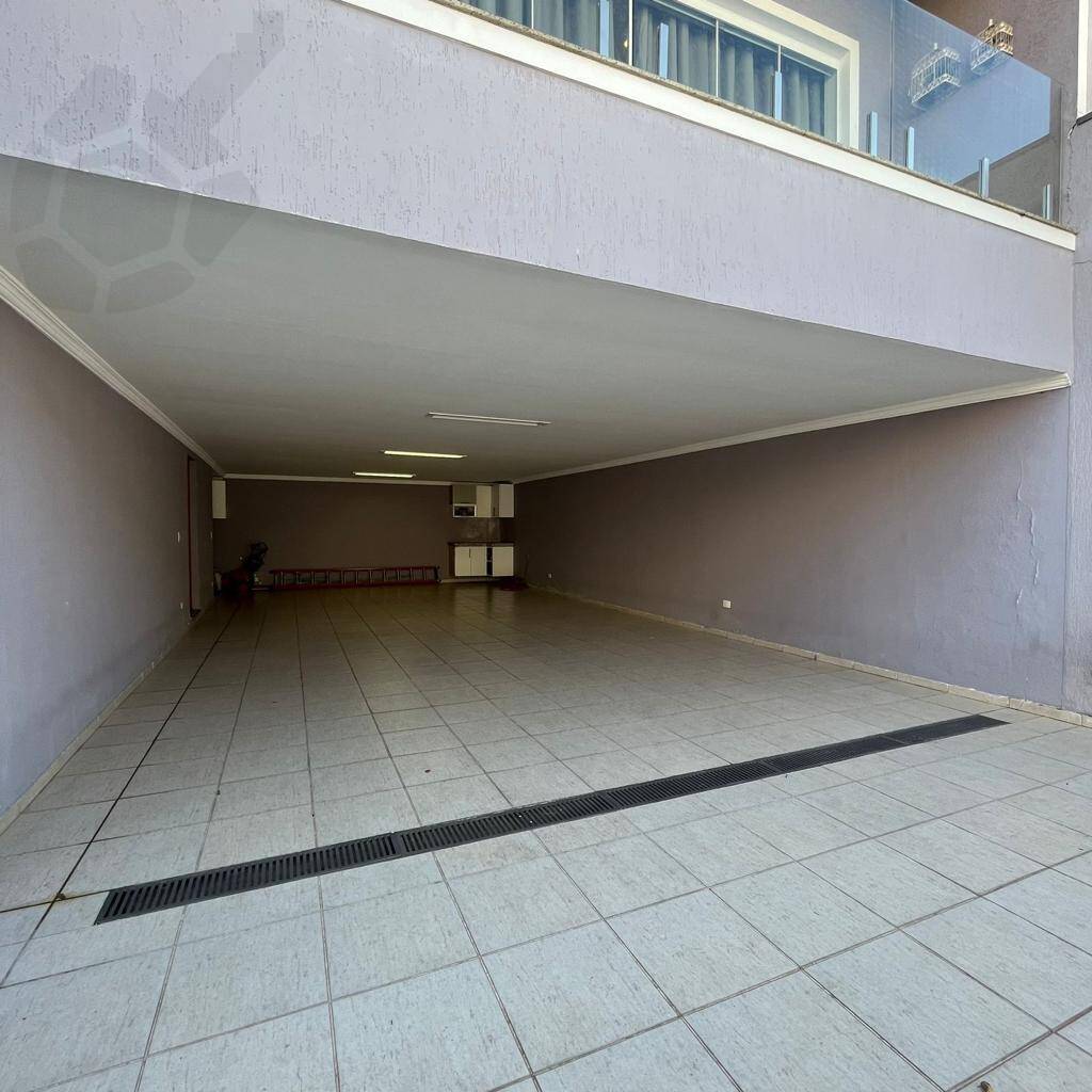 Casa à venda com 3 quartos, 386m² - Foto 33