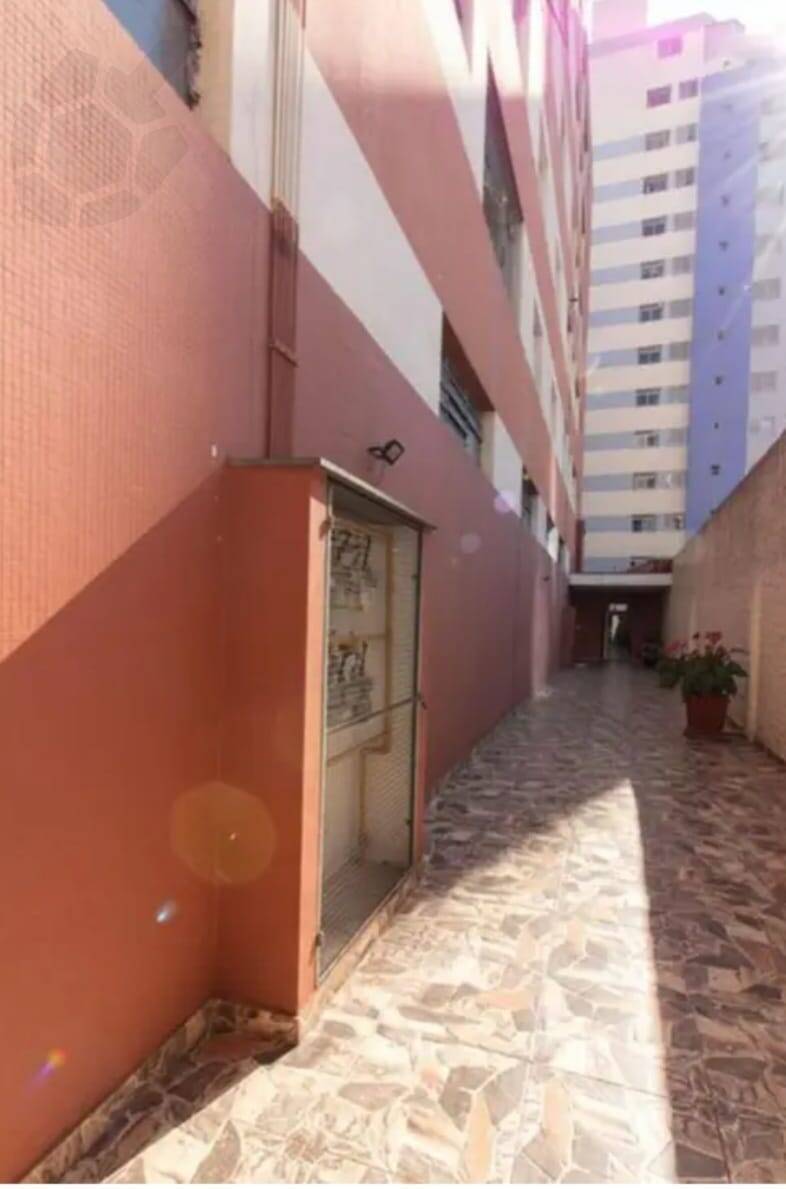 Apartamento à venda com 2 quartos, 64m² - Foto 22