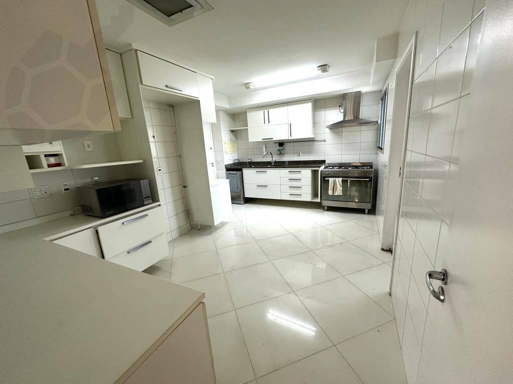 Apartamento à venda com 4 quartos, 172m² - Foto 6