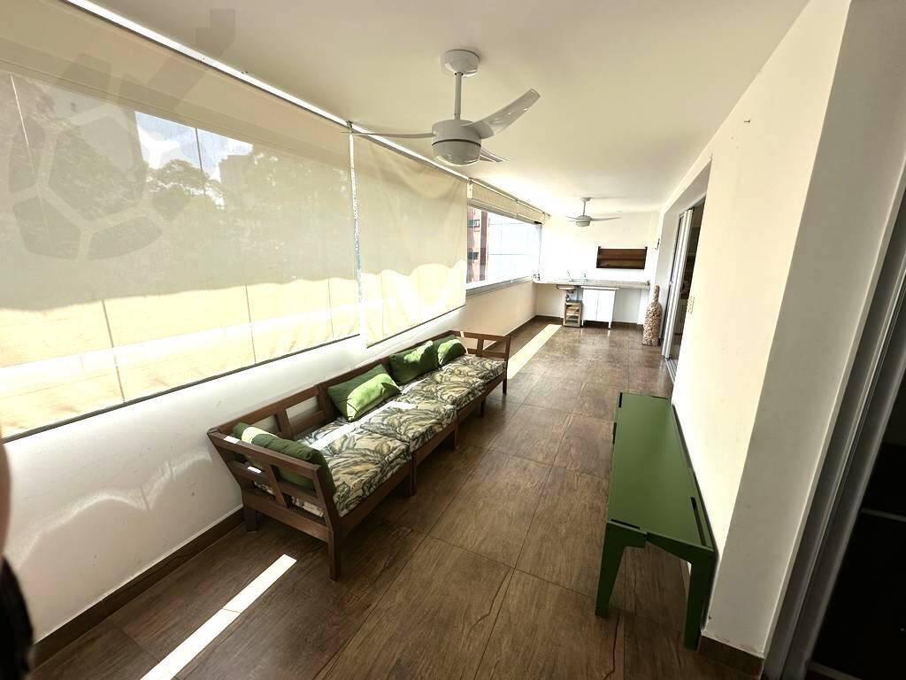 Apartamento à venda com 4 quartos, 172m² - Foto 5