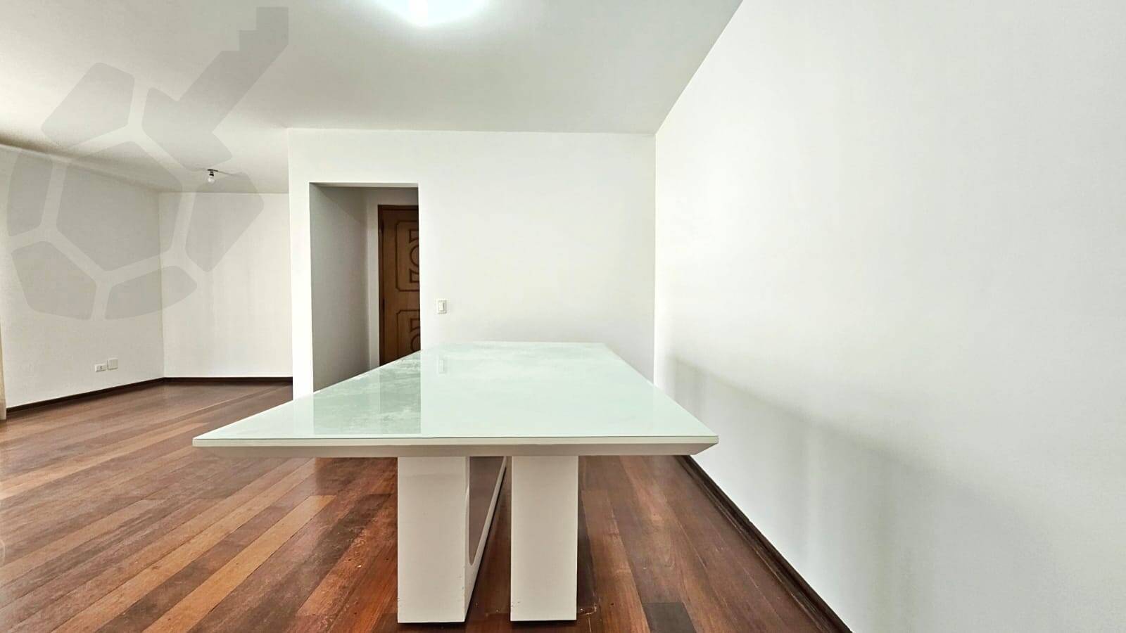 Apartamento à venda com 3 quartos, 122m² - Foto 5