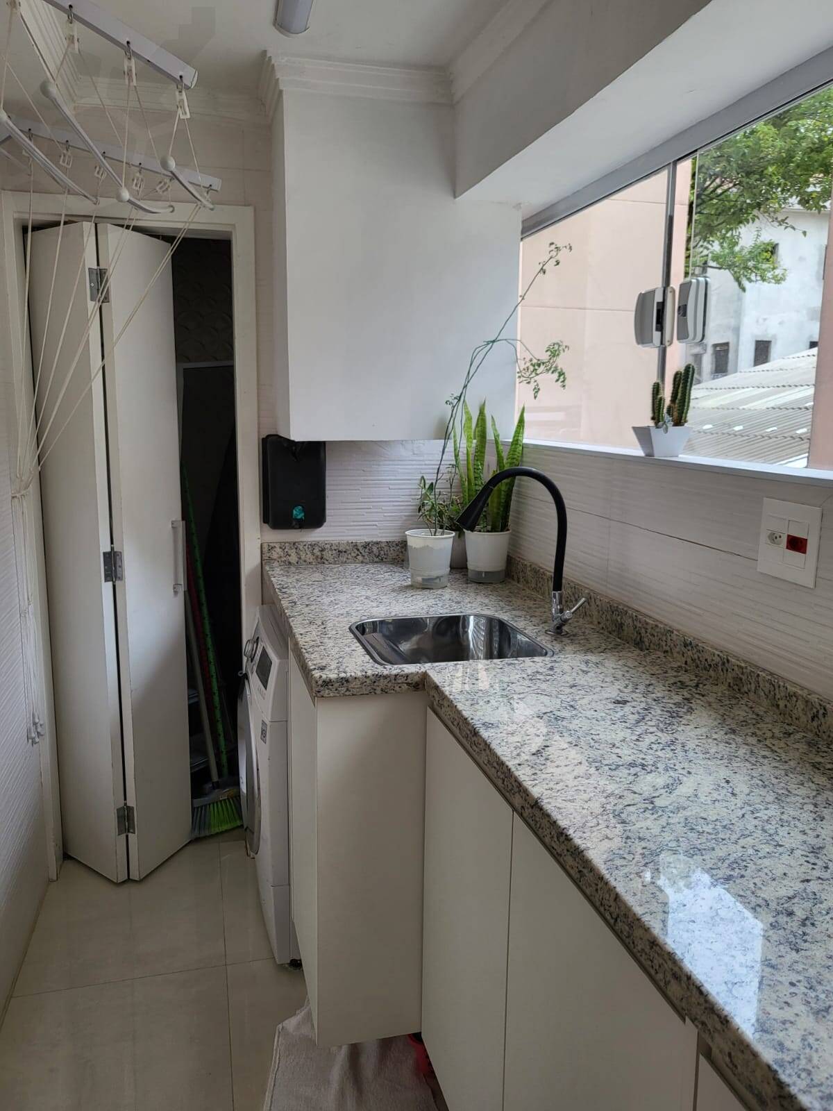 Apartamento para alugar com 3 quartos, 146m² - Foto 36