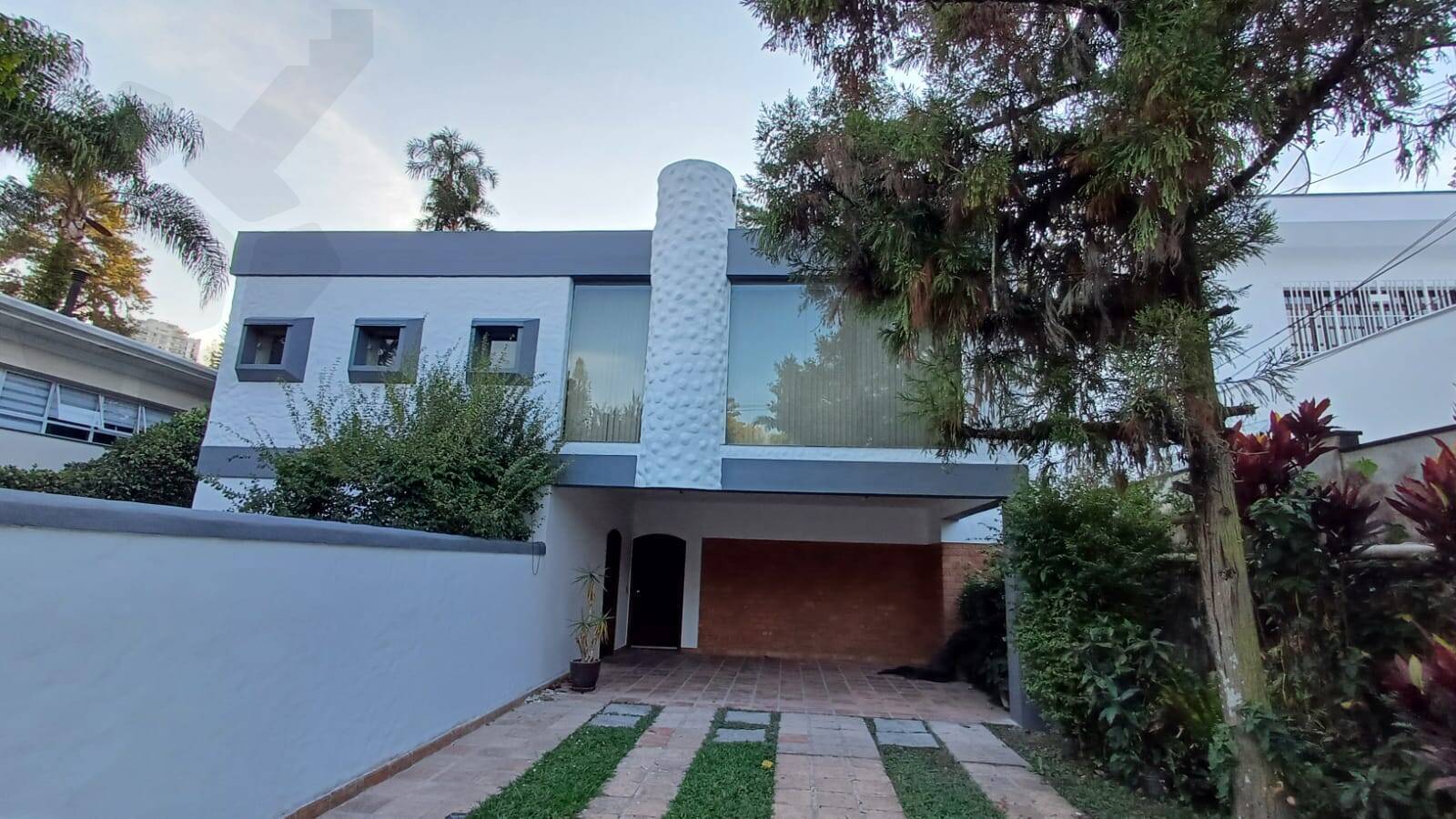 Casa à venda com 3 quartos, 220m² - Foto 5