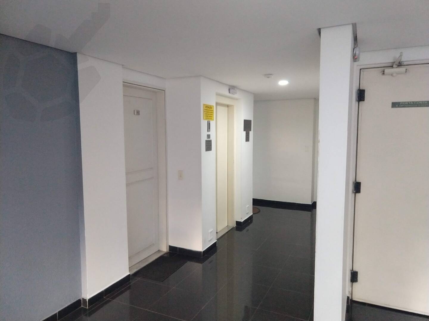 Apartamento à venda com 2 quartos, 48m² - Foto 30