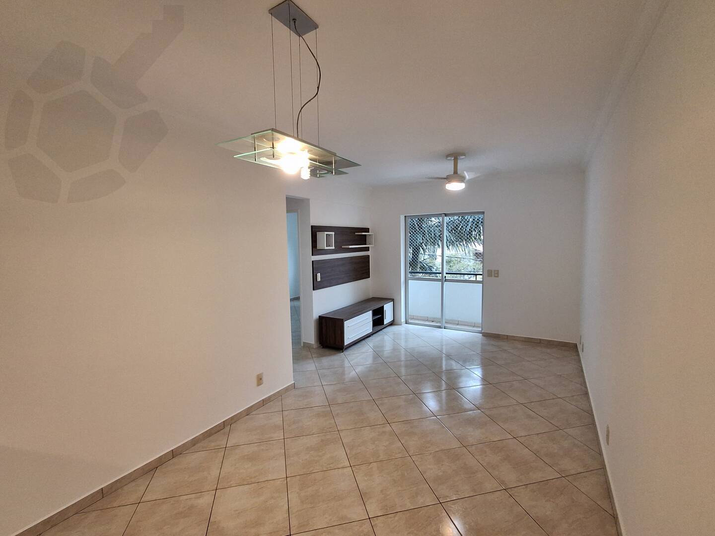 Apartamento à venda com 2 quartos, 64m² - Foto 1