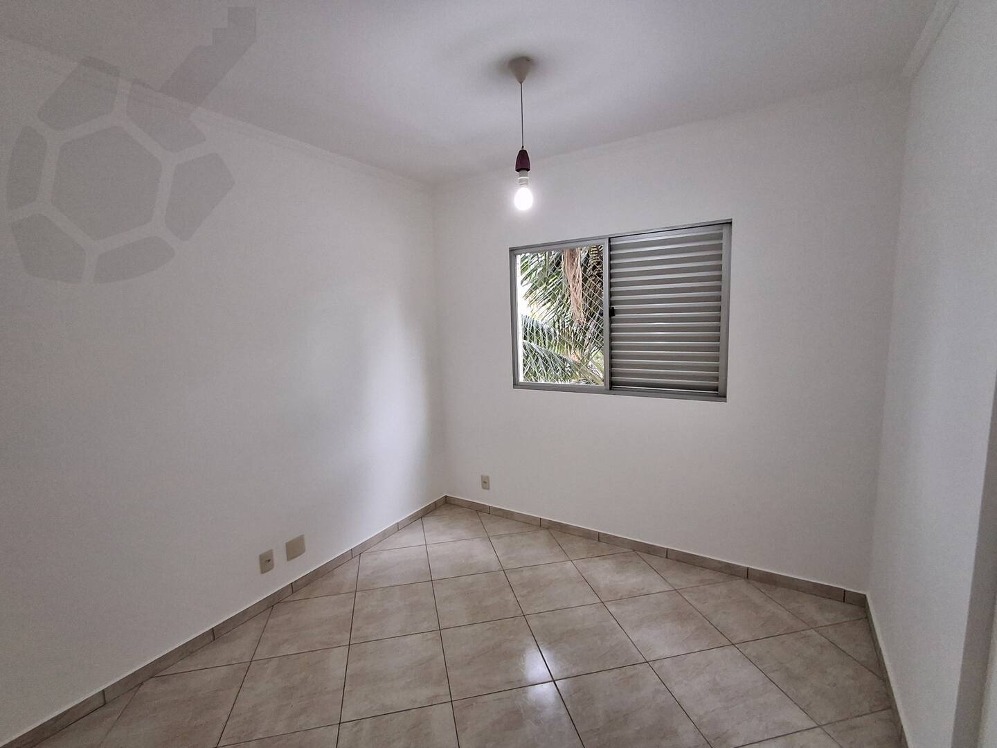 Apartamento à venda com 2 quartos, 64m² - Foto 9