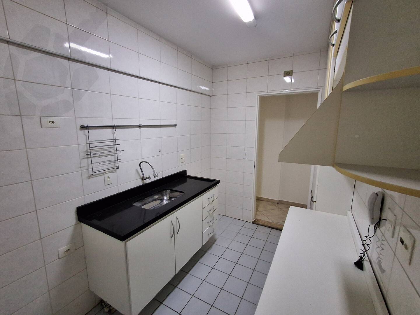 Apartamento à venda com 2 quartos, 64m² - Foto 14