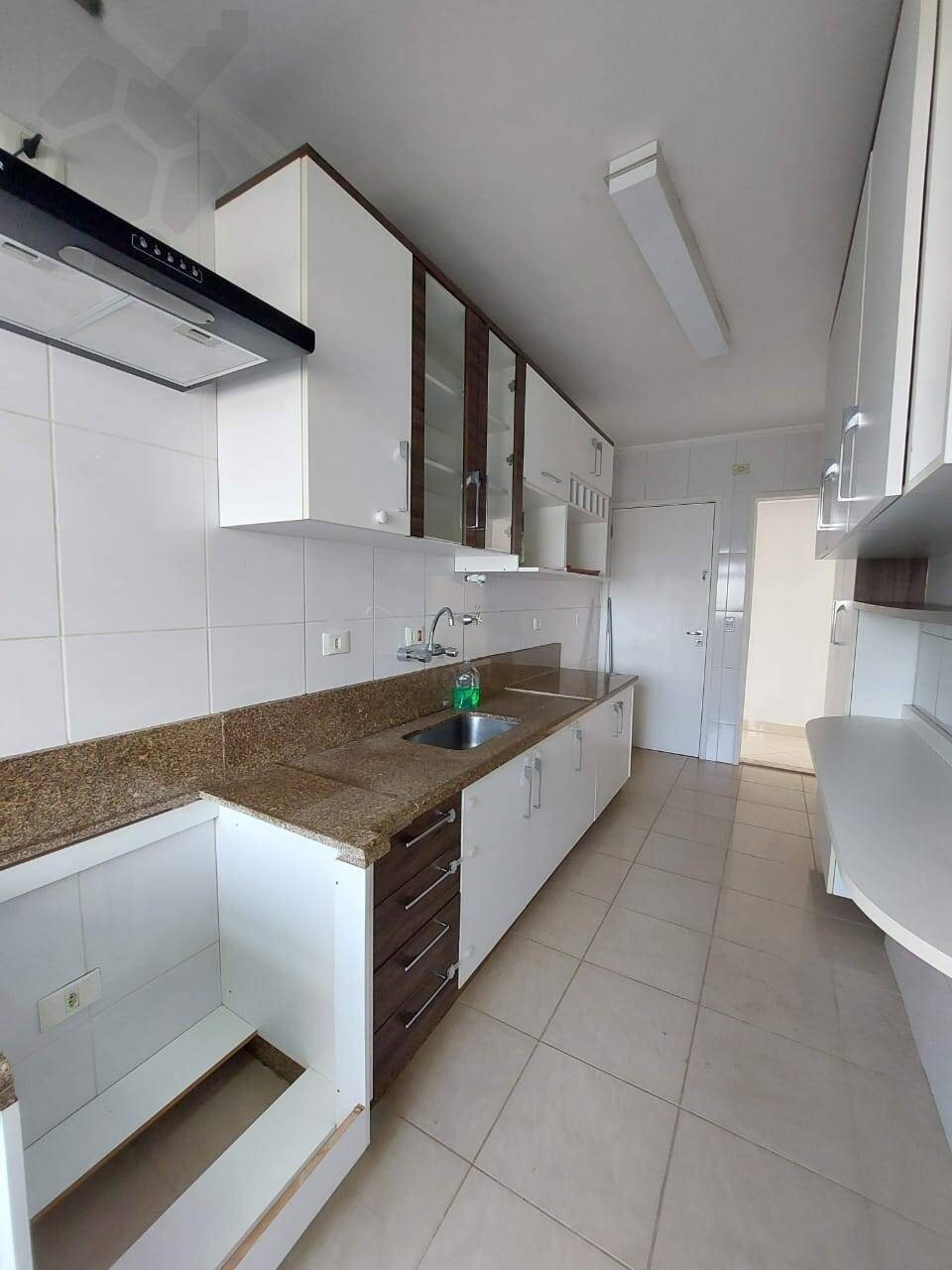 Apartamento à venda com 3 quartos, 82m² - Foto 7