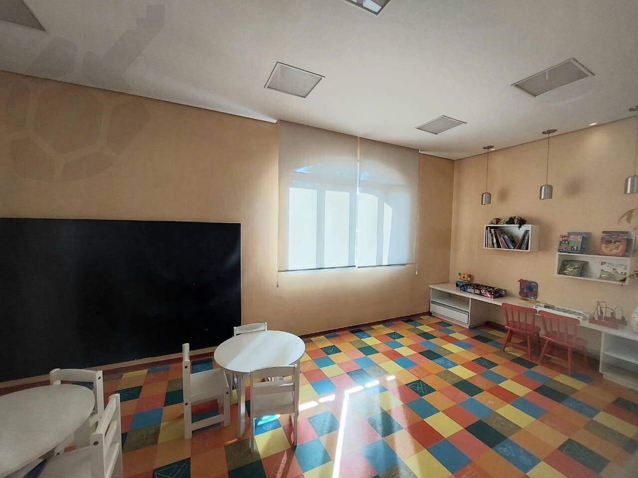 Apartamento à venda com 3 quartos, 82m² - Foto 25