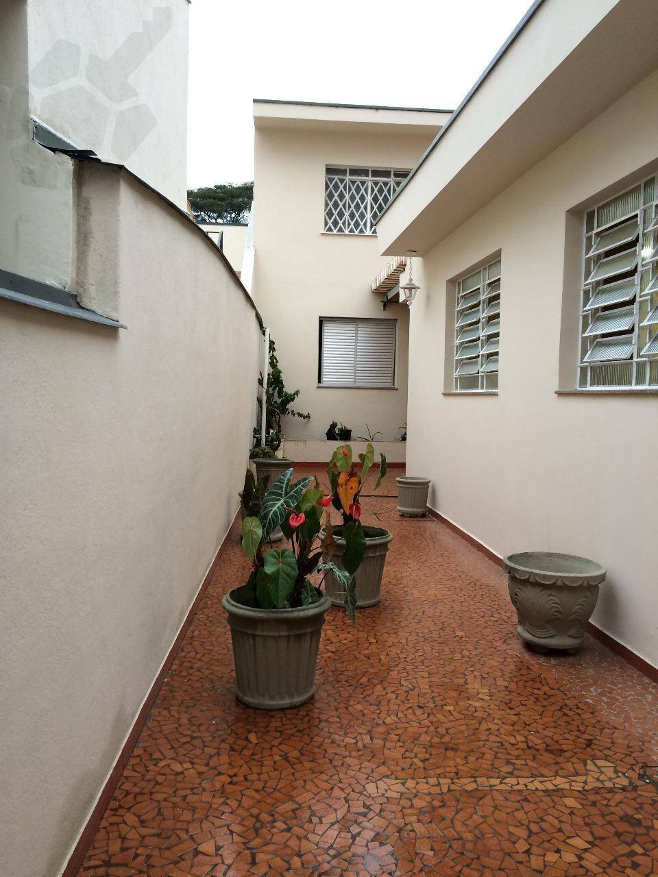 Casa à venda com 3 quartos, 290m² - Foto 3