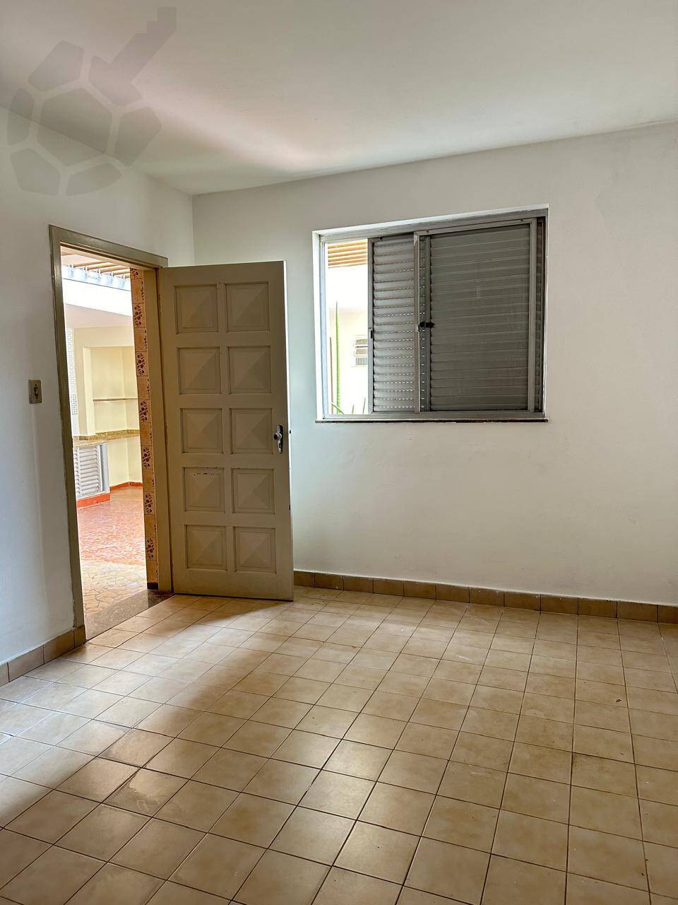 Casa à venda com 3 quartos, 290m² - Foto 9