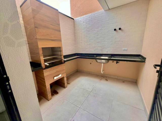 Casa à venda com 3 quartos, 86m² - Foto 2