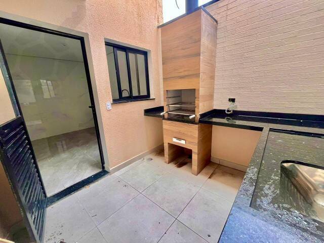 Casa à venda com 3 quartos, 86m² - Foto 5