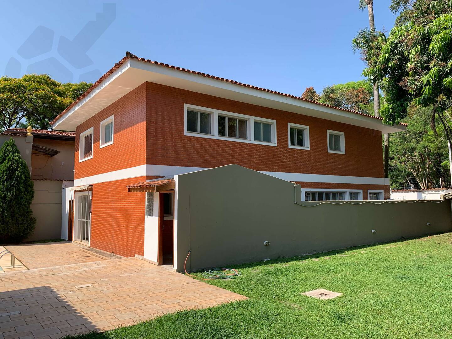 Casa à venda e aluguel com 4 quartos, 450m² - Foto 8