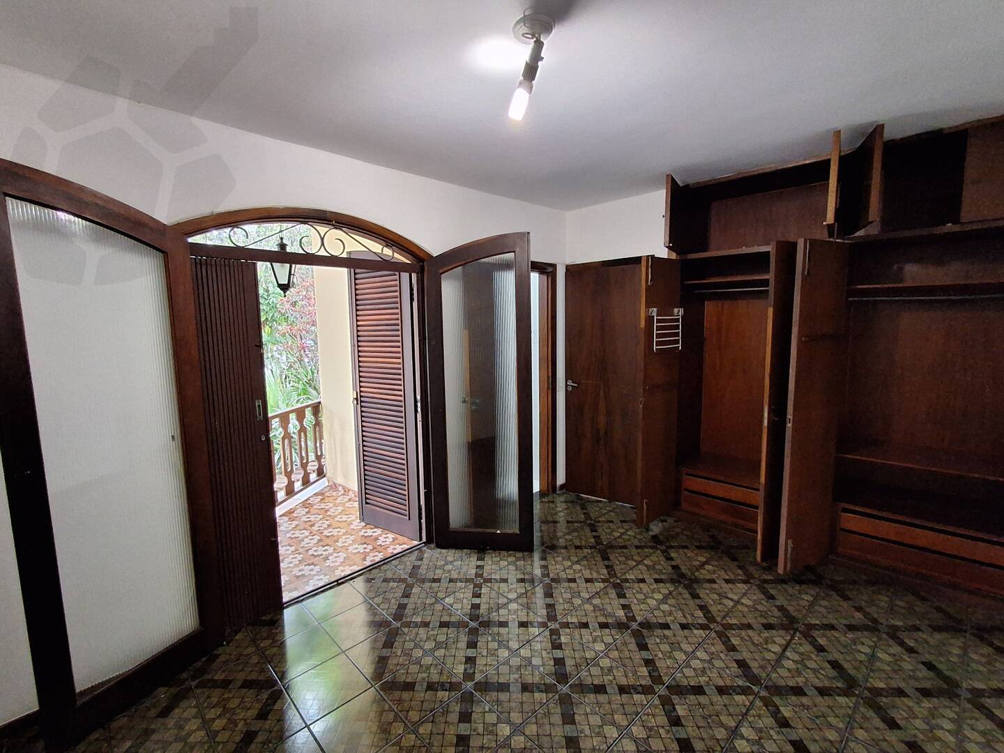 Casa à venda com 3 quartos, 137m² - Foto 11